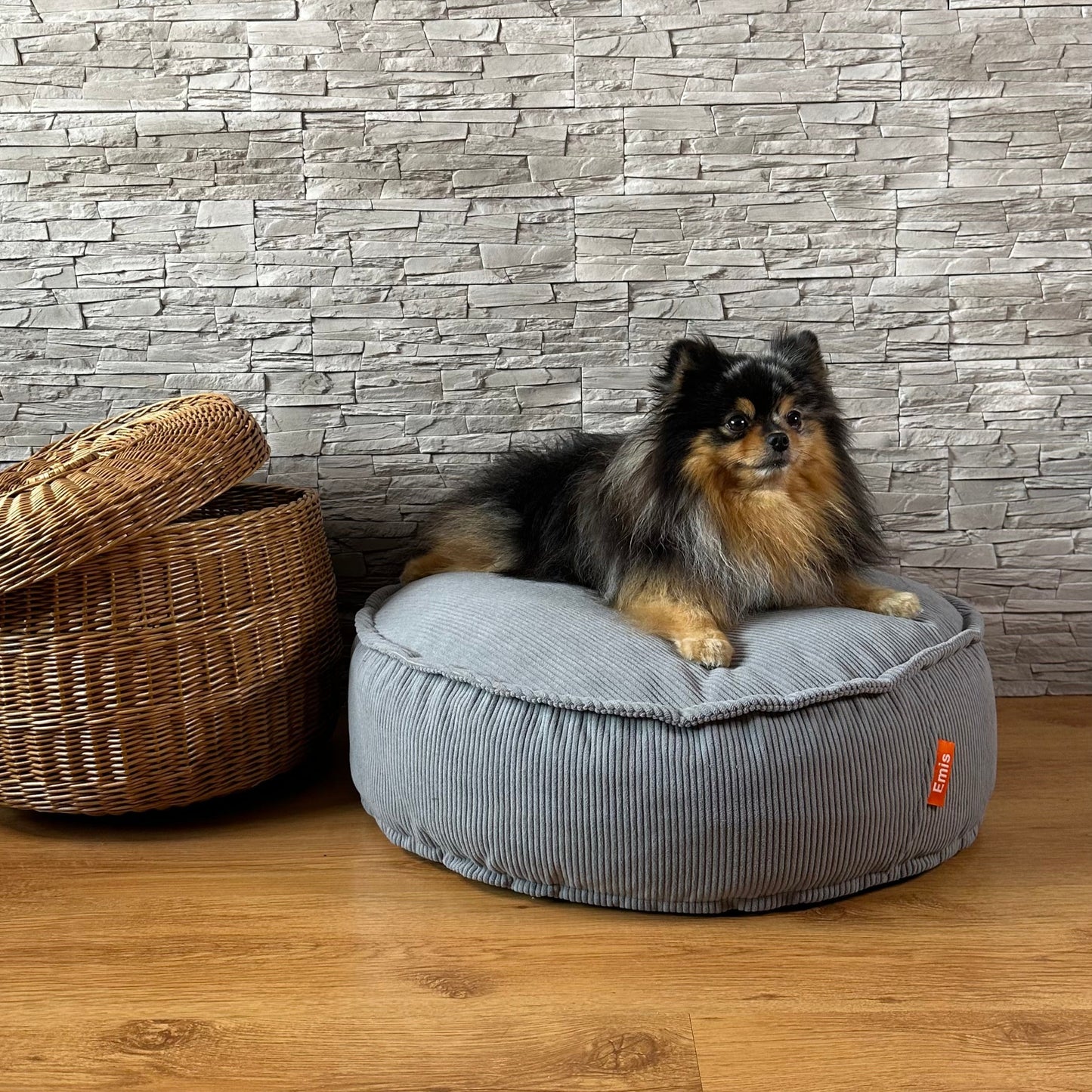 Luna mājdzīvnieku gulta